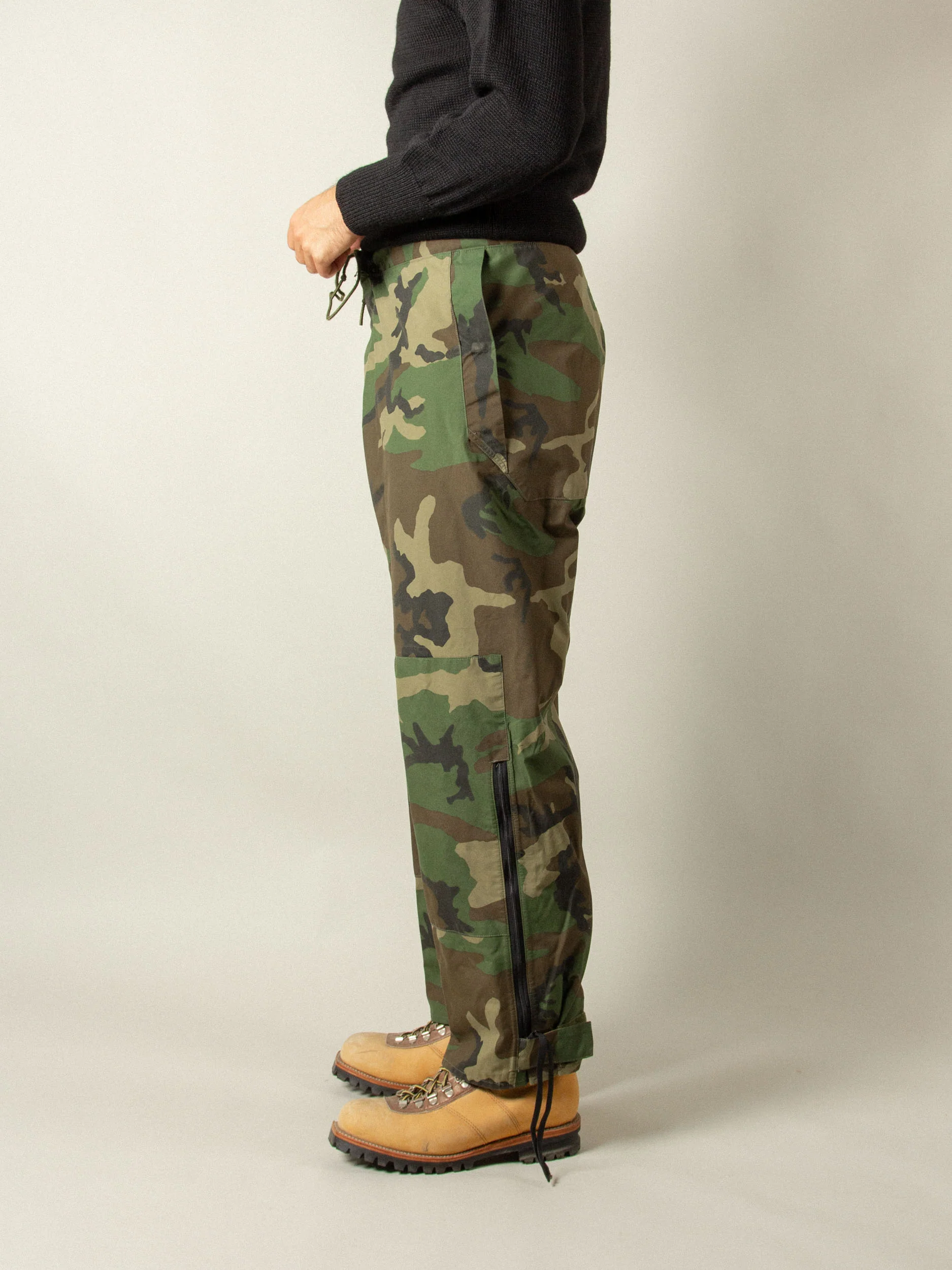 Vtg 1990s US Army Woodland Ski Pants - Made in USA - Image 5