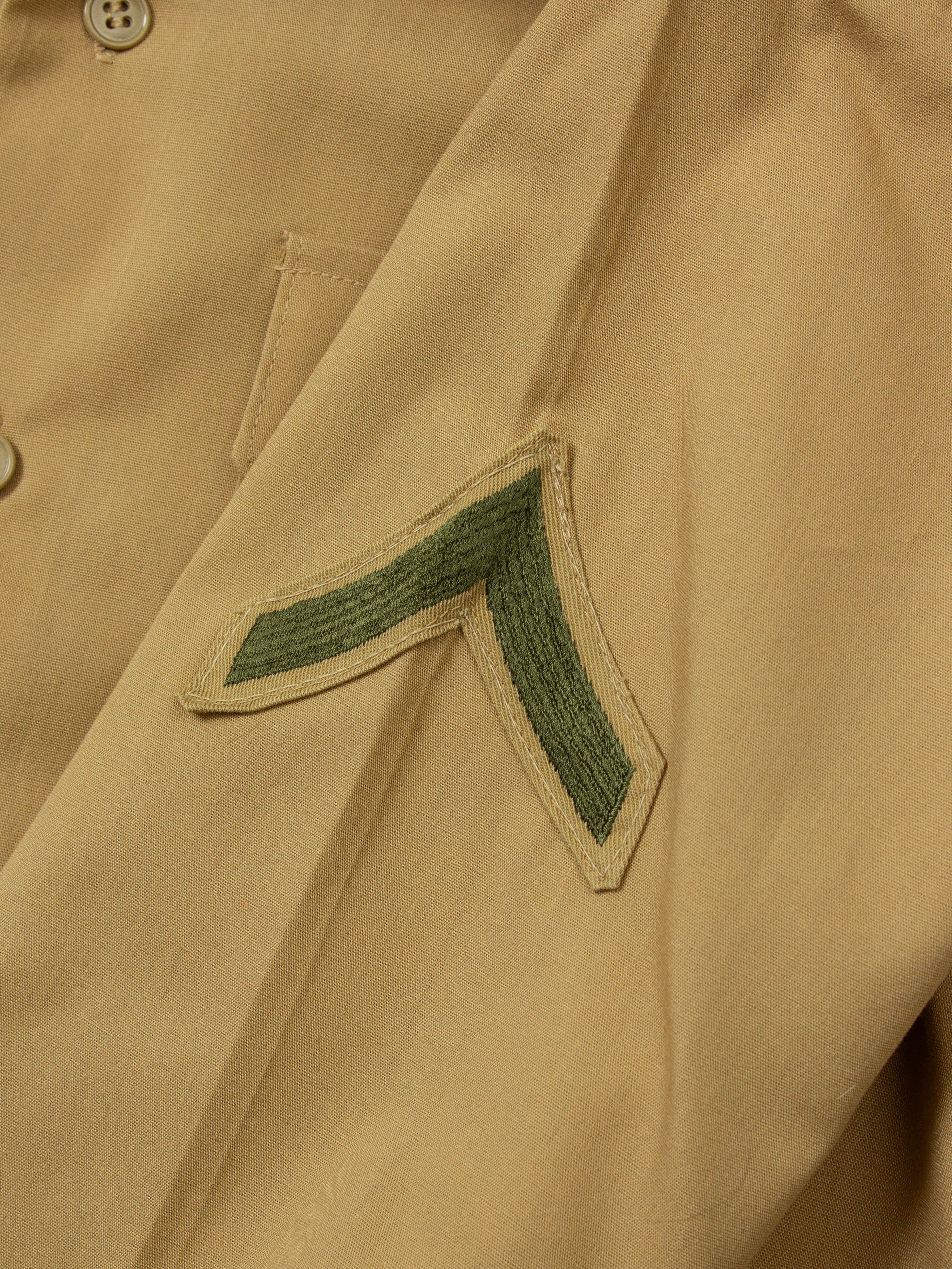 Vtg 1980s US Army Khaki Shirt (S/M) - Image 3