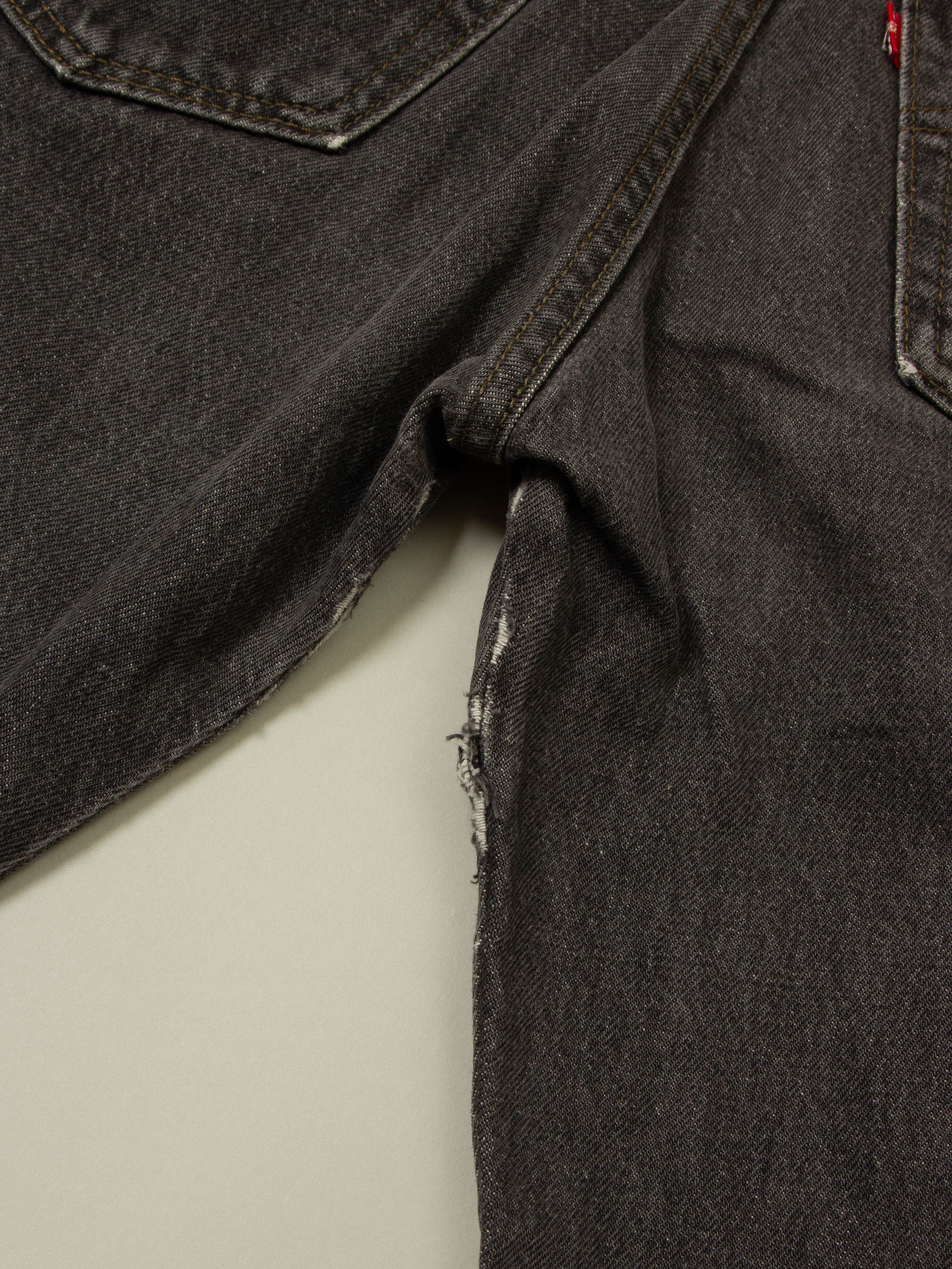 Vtg 1990s Black Levi's 501 Jeans - Made in USA (32x30) - Image 6