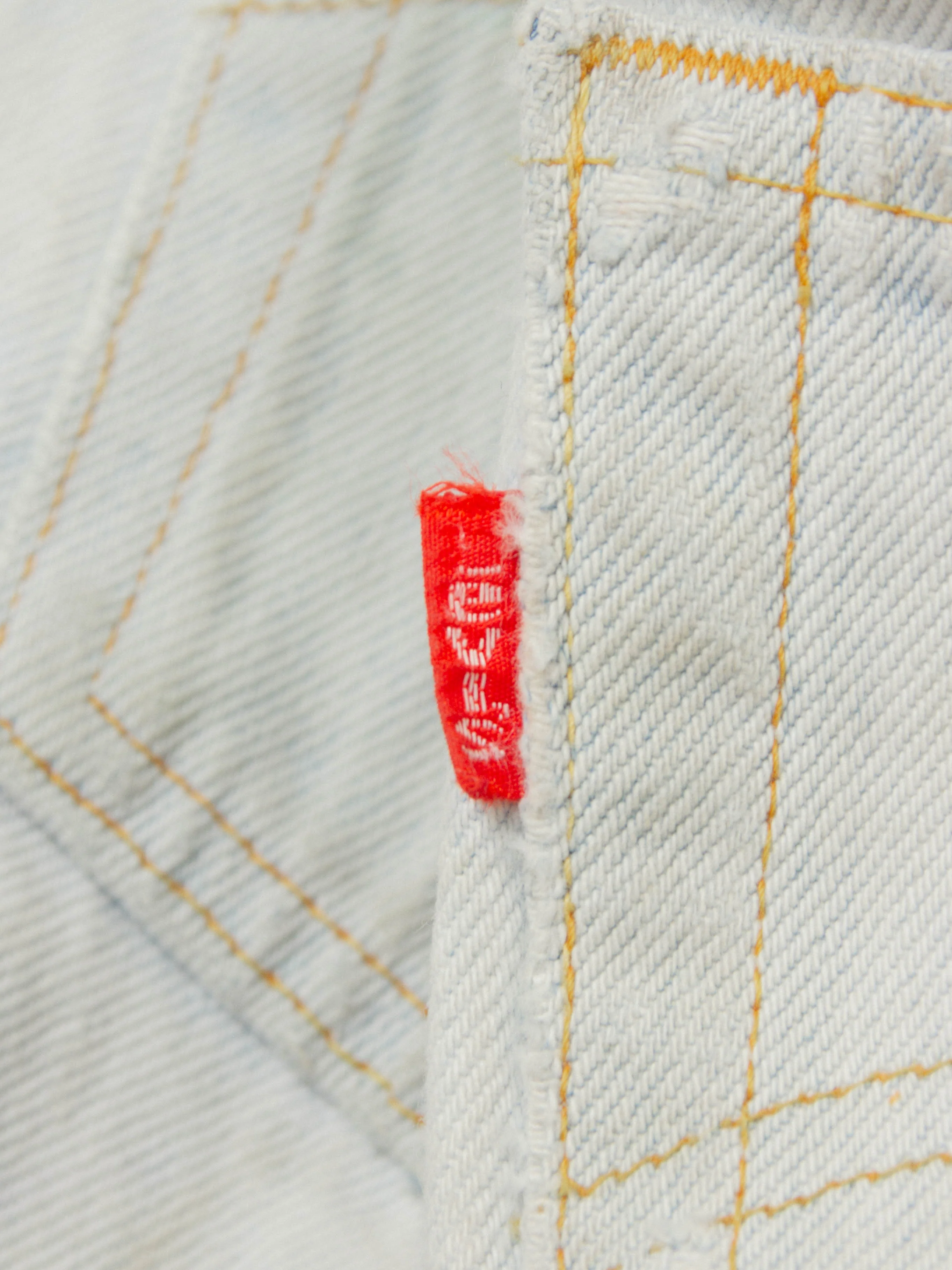 Vtg Customized Levi's 501 Jeans - Made in France (28x26) - Image 3