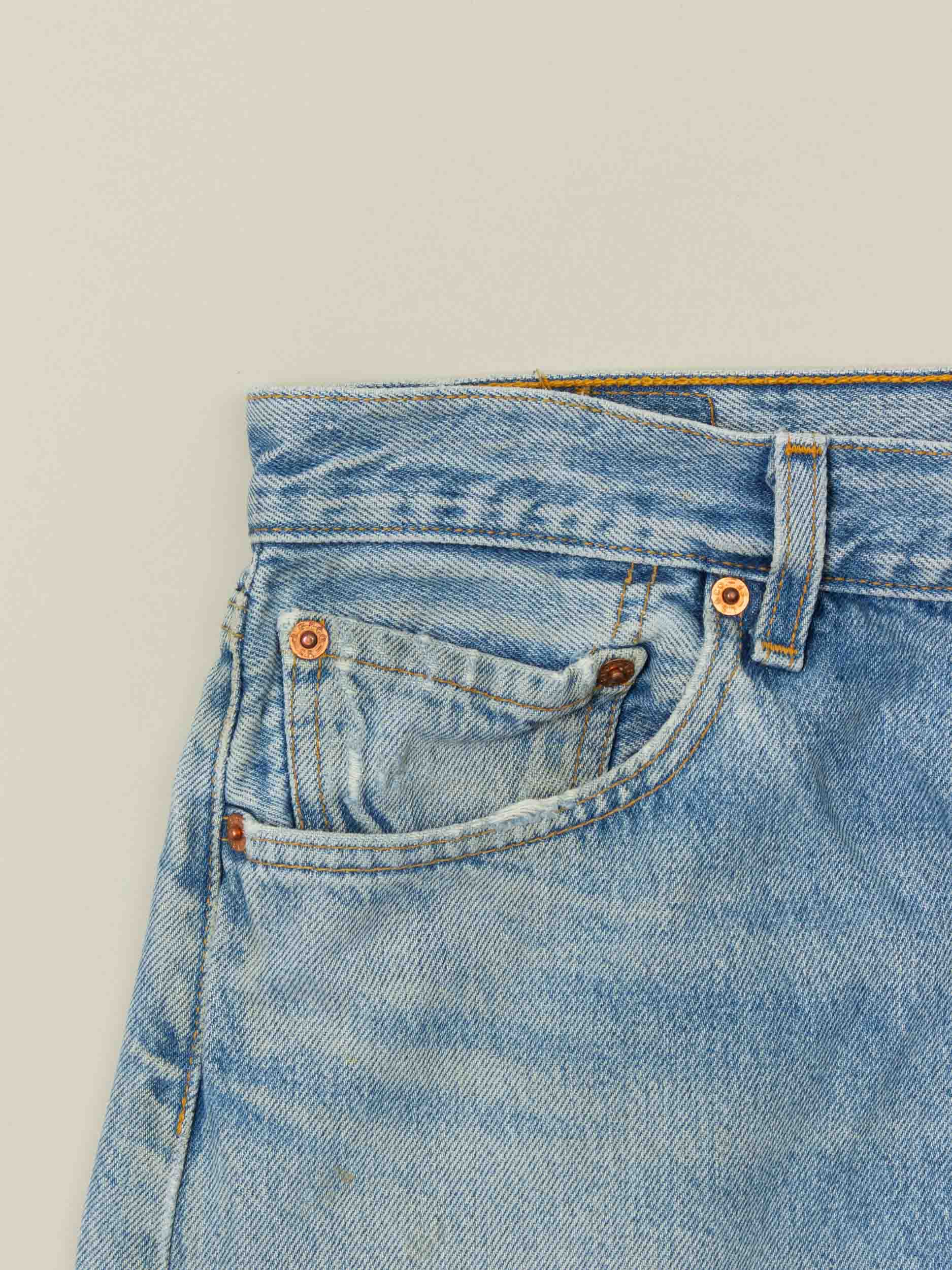 Vtg Patched Levi's 501 Jeans (30x30) - Image 4